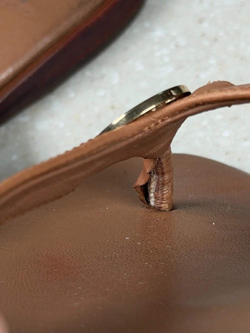 Tory Burch Benton Thong Sandal Size 7M in Brown